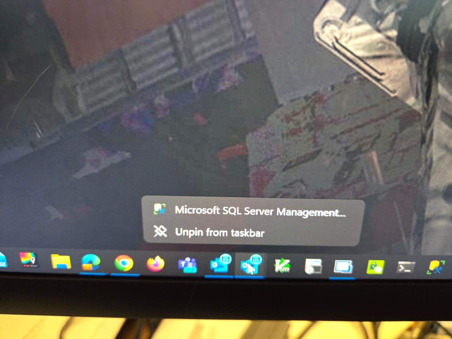 Home monitor - right click - context should be Outlook
